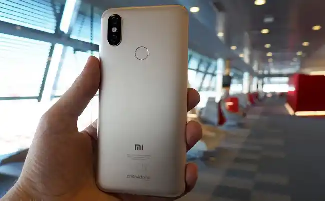 بررسی Mi A2 شیائومی (Xiaomi Mi A2)